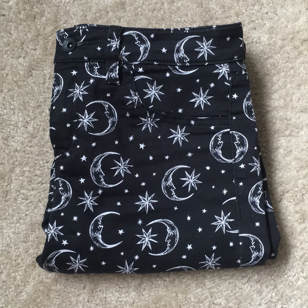 Celestial skinny jeans 🌙